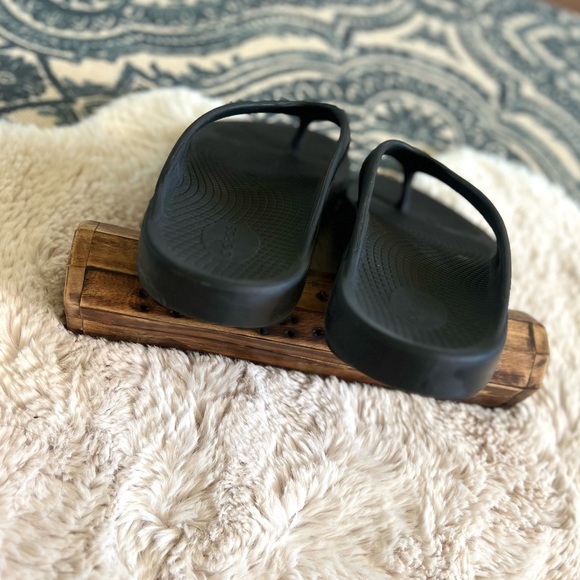 OOFOS OOriginal Flip Flop Sandals Comfort Recovery Shoes Black Men 18 - Picture 9 of 13